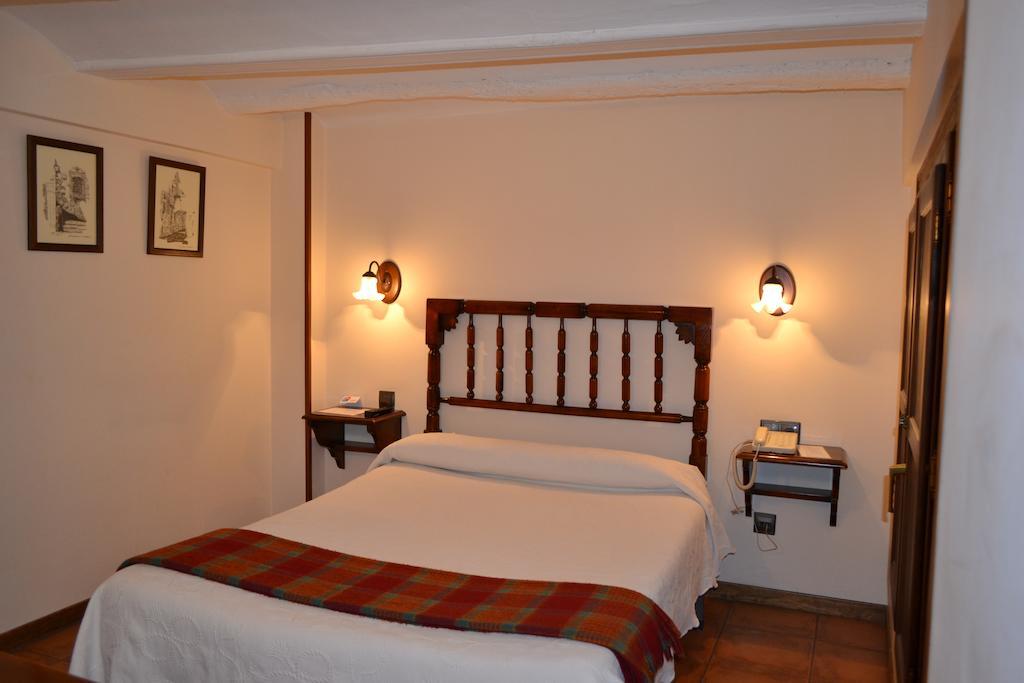 Hostal Santa Agueda Tarazona Pokój zdjęcie