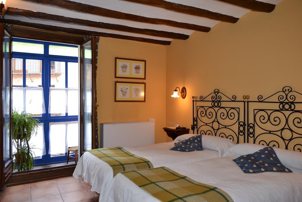 Hostal Santa Agueda Tarazona Pokój zdjęcie