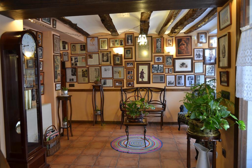 Hostal Santa Agueda Tarazona Zewnętrze zdjęcie